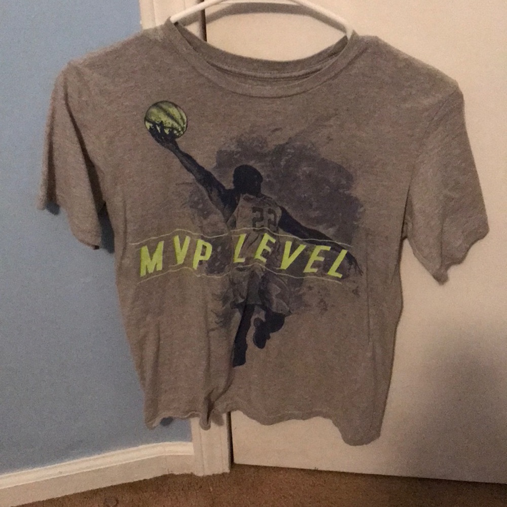 Boys t shirt size 10-12